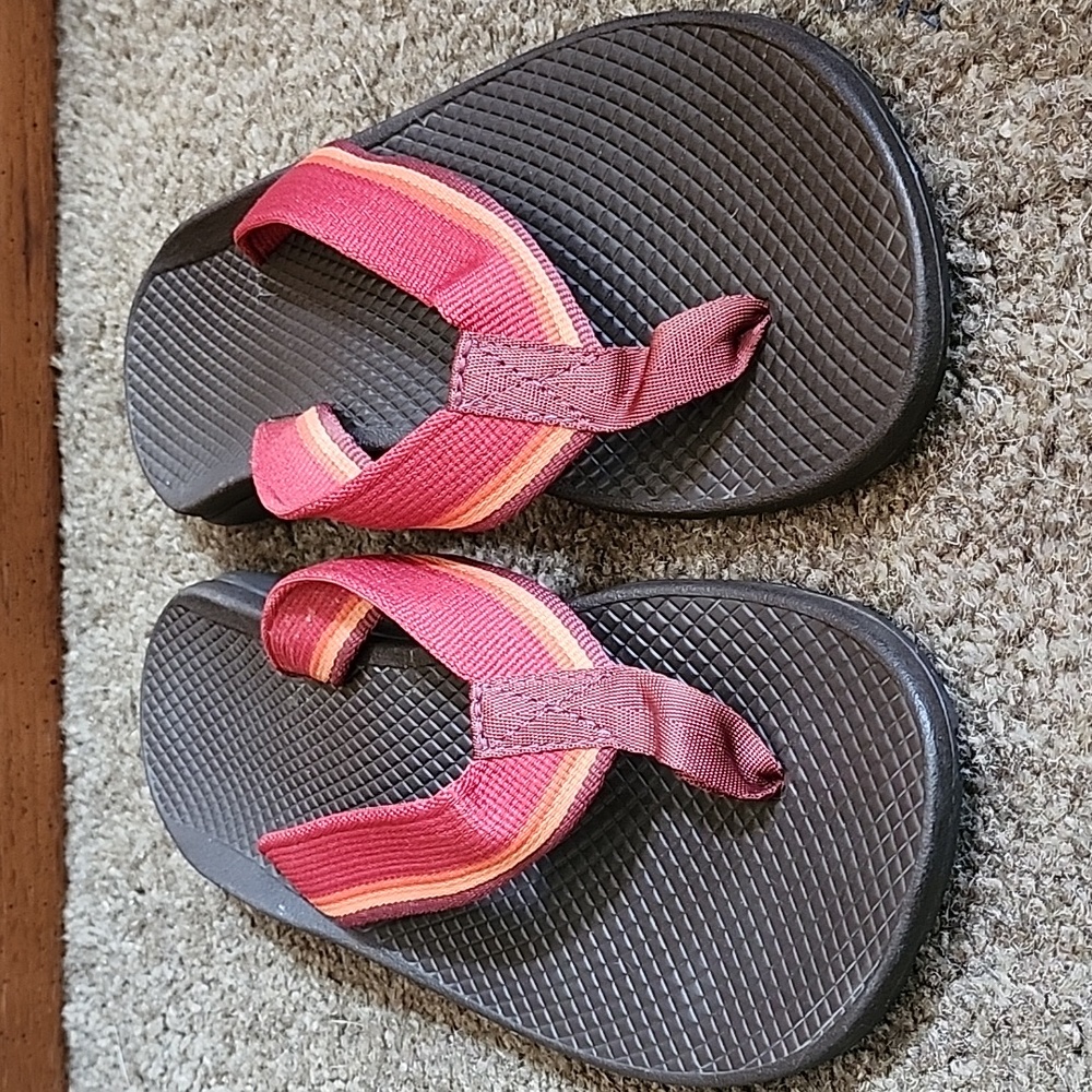 Chaco Flip Flop Women's Size 8 brown red